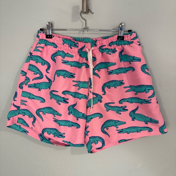 EUC Chubbies Swim Trunks | Size M | Pink Gator Print Quick-Dry - Picture 3 of 6